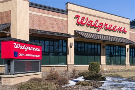 18 Stores Where You Can Reload Your Green Dot Card.